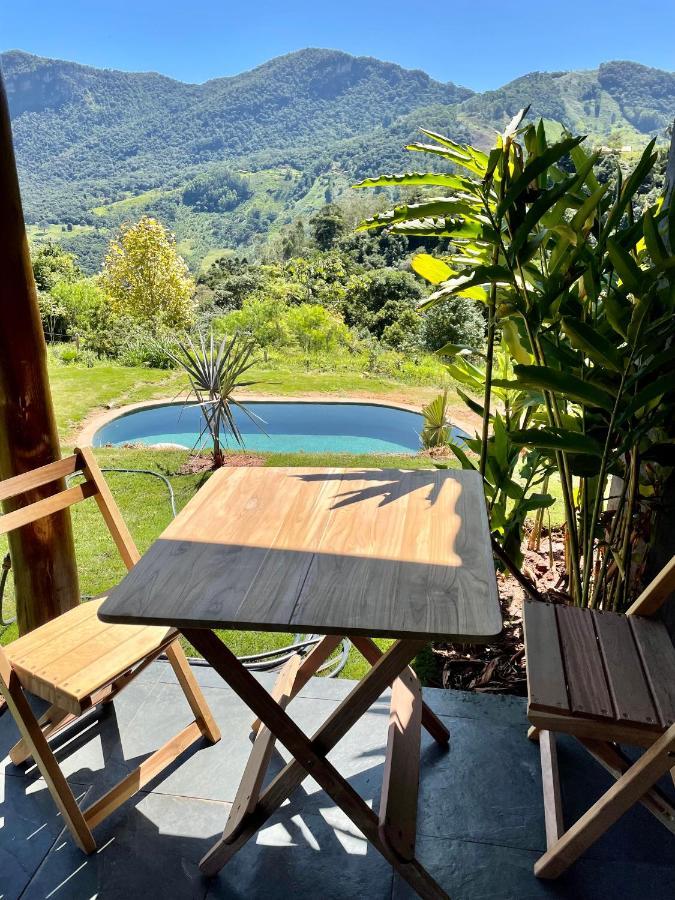 Rancho Do Paioleiro - Suites Сао Бенто до Сапукай Екстериор снимка